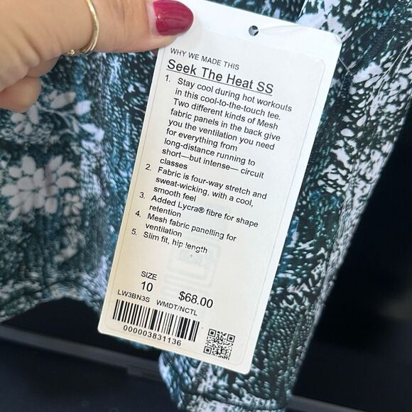 Lululemon Seek The Heat Short Sleeve Top, Size 10 - Picture 4 of 6